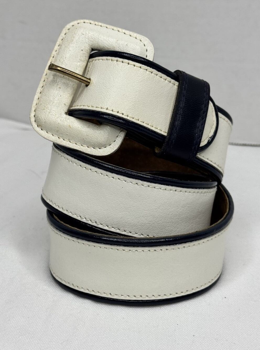 Talbots Cream Leather Navy Blue Piping Belt Womens Size Medium Classic